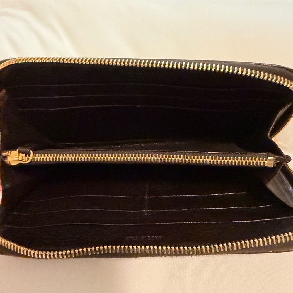 Prada Wallet Bundle - image 8